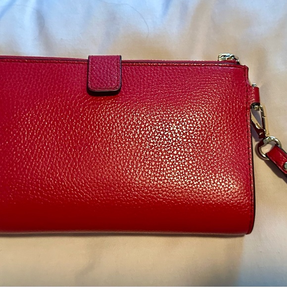 Like New Michael Kors Jet Set Double Zip pebble Leather Wristlet in Red Chili - Picture 3 of 11